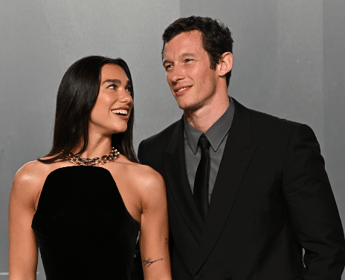 Dua Lipa si è sposata, il matrimonio a Londra con Callum Turner: al via il big party a Palermo Dua Lipa si è sposata, il matrimonio a Londra con Callum Turner: al via il big party a Palermo