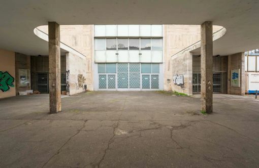 Il teatro Nuovo attende di conoscere il suo futuro Il teatro Nuovo attende di conoscere il suo futuro