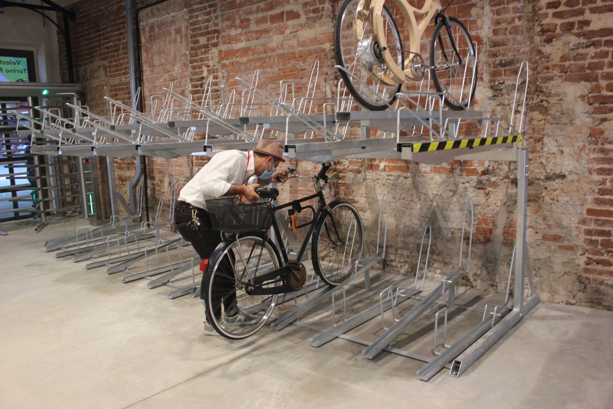A Porta Nuova prima velostazione automatizzata: 100 posti per bici a 80 ...