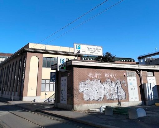 Parcheggio Fontanesi, di notte costa massimo 2 euro: la sperimentazione tra movida e Gradenigo Parcheggio Fontanesi, di notte costa massimo 2 euro: la sperimentazione tra movida e Gradenigo
