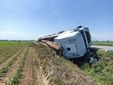 Il camion fuori strada tra Pancalieri e Vigone