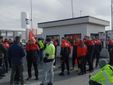 Sciopero degli operatori della logistica a Settimo Torinese