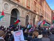 Manifestazioni e scontri davanti al museo Egizio