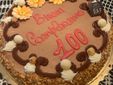 La torta per festeggiare i 100 anni