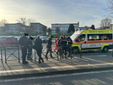 Si accascia alla fermata del bus: intervento salvavita al Lingotto