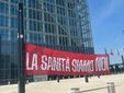 Manifestazione davanti al Grattacielo della Regione