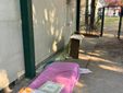In corso lo sgombero di una ex bocciofila In corso lo sgombero di una ex bocciofila