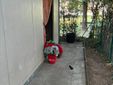In corso lo sgombero di una ex bocciofila In corso lo sgombero di una ex bocciofila