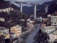 Costruzione del viadotto sul torrente Sori sul tratto autostradale Genova - Sestri Levante, settembre-ottobre 1966 (fotografia di Tino Petrelli). Archivio Publifoto Intesa Sanpaolo