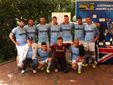 La squadra di calcio dell'Italian Blue Moon, che sfida i branch italiani legati ad altre squadre