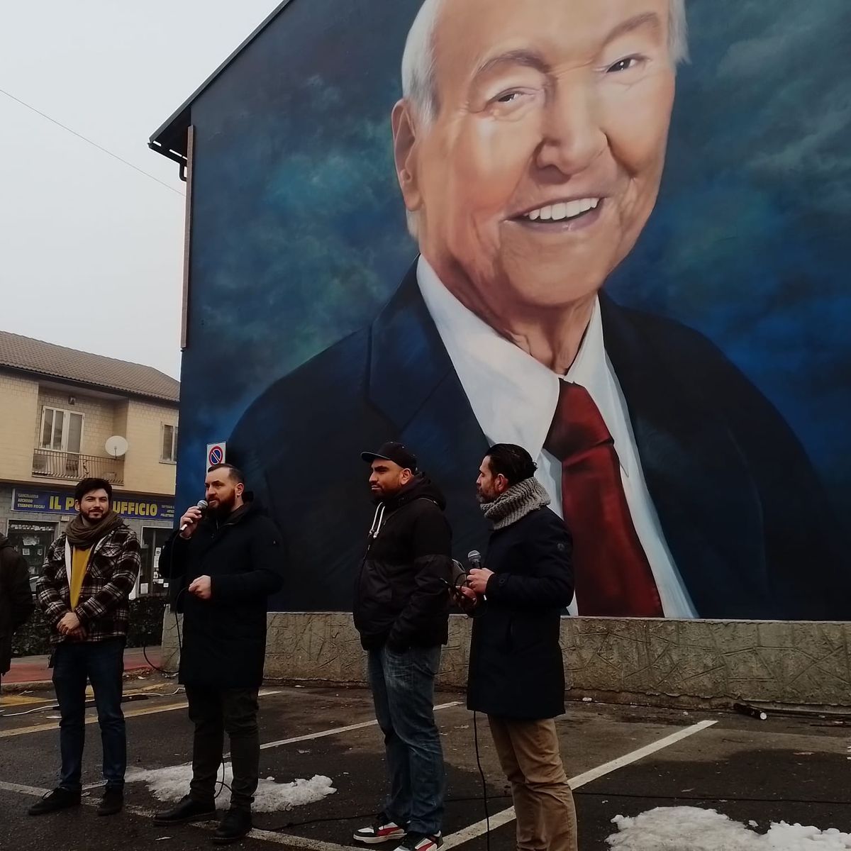 murales dedicato a Piero Angela murales dedicato a Piero Angela