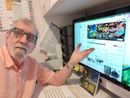 Enrico Berardo di fronte al gruppo creato per diffondere il messaggio del vescovo Derio Olivero