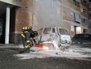 Incendio per un'auto a gpl a Settimo Torinese