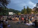 Cinema d'estate: dove assistere alle proiezioni all'aperto in città Cinema d'estate: dove assistere alle proiezioni all'aperto in città