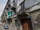Blitz anti-droga nel condominio d’Aurora covo di spaccio e irregolari: due arresti Blitz anti-droga nel condominio d’Aurora covo di spaccio e irregolari: due arresti