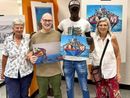 Un momento dell'inaugurazione della mostra a Nichelino Un momento dell'inaugurazione della mostra a Nichelino