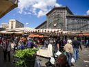Controlli a tappeto al mercato di porta Palazzo: sequestrati verdure, frutta e 72 litri di latte
