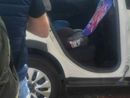 I ladri hanno portato via l'intera portiera dell'auto
