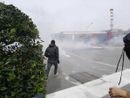 Tensioni da Leonardo: Pro Pal lanciano petardi, Polizia risponde con lacrimogeni