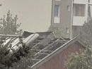Nuova bomba d'acqua a Torino: grandine, frane, alberi caduti e traffico in tilt. Scoperchiato il tetto della scuola Salvemini