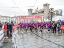 Oltre 10 mila runners colorano le vie di Torino per la Deejay Ten Oltre 10 mila runners colorano le vie di Torino per la Deejay Ten