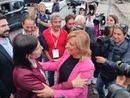 Partito Democratico, l'abbraccio di Schlein a Pentenero lancia la volata per le Regionali: &quot;Forza, dai&quot;