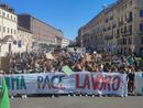 Dieci mesi consecutivi di temperature record: i ragazzi sono tornati in piazza per il clima