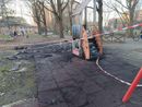 L'area giochi incendiata in via Farinelli