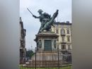 Quando il cavallo offusca il cavaliere: la statua omaggio a Ferdinando di Savoia in piazza Solferino