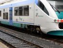 Uomo travolto e ucciso da un treno a Villastellone: morto