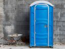 Una immagine di repertorio di bagno chimico