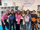 L'arte del fare a maglia come terapia: a Torino si celebra la Giornata Mondiale del Knit