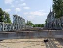 Viabilità, in corso il montaggio del ponte provvisorio sul Ceronda a Venaria Reale