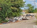Moncalieri, in strada Carpice scoperta una discarica a cielo aperto