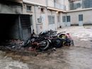 Un garage va a fuoco a Grugliasco: tre moto d'epoca andate distrutte