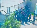 Alcuni manifestanti sono entrati sulla A32, chiusa completamente per sicurezza