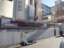 Collisione tra due auto, feriti un medico e una donna