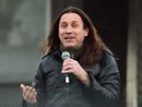 Non accennano a placarsi le polemiche attorno al caso Povia