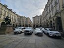 Taxi in protesta davanti al Comune di Torino: &quot;Vogliamo più sicurezza e no abusivismo&quot;