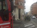 Esplosione in via Pianezza, un petardo scoppia davanti a un appartamento