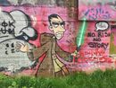 Zerocalcare sbarca a Torino anche in versione “Star Wars” con spada laser: l'omaggio street art al Parco Dora