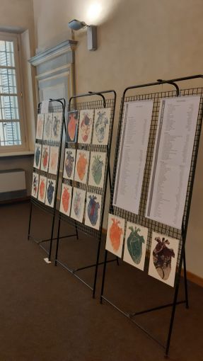 "Lasciare un segno": una mostra sui laboratori d'arte realizzati dagli studenti di Grugliasco