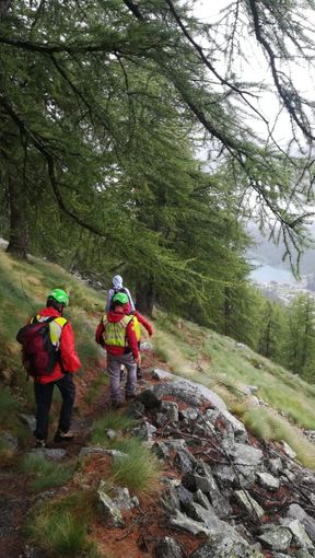 Animatrice si sente male nei boschi di Ceresole Reale: salvata insieme ai ragazzi