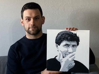 Avalis con il ritratto di Gianni Morandi