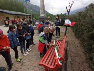 Inaugurazione panchina e nuovo municipio Roure