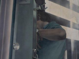Cabina telefonica, 1973, acrilico su tela, cm 120 x 100, collezione privata