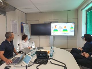 Visita alla Hutchinson di Rivoli Visita alla Hutchinson di Rivoli