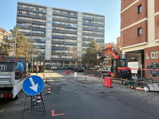 Lavori in corso in piazza Guala