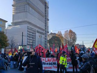 Corteo di protesta nelle strade di Torino
