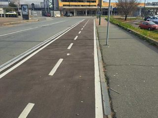 La pista ciclabile di via Giordano Bruno e via Bossoli La pista ciclabile di via Giordano Bruno e via Bossoli